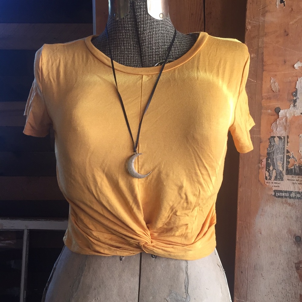 Crop top